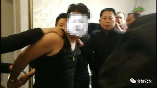 前妻爆料许某某被抓视频,许某某被抓视频曝光,真相令人震惊 第2张 前妻爆料许某某被抓视频,许某某被抓视频曝光,真相令人震惊 第2张